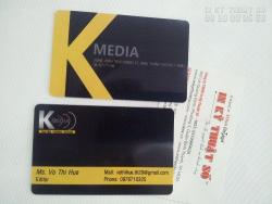 In thẻ nhựa, thẻ đeo đại hội - gia công bấm lỗ đeo dây, kẹp thẻ tại công ty In Quảng Cáo TPHCM